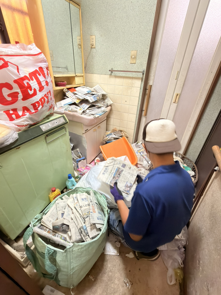 おかたづけタムラ 現場での不用品仕分け作業