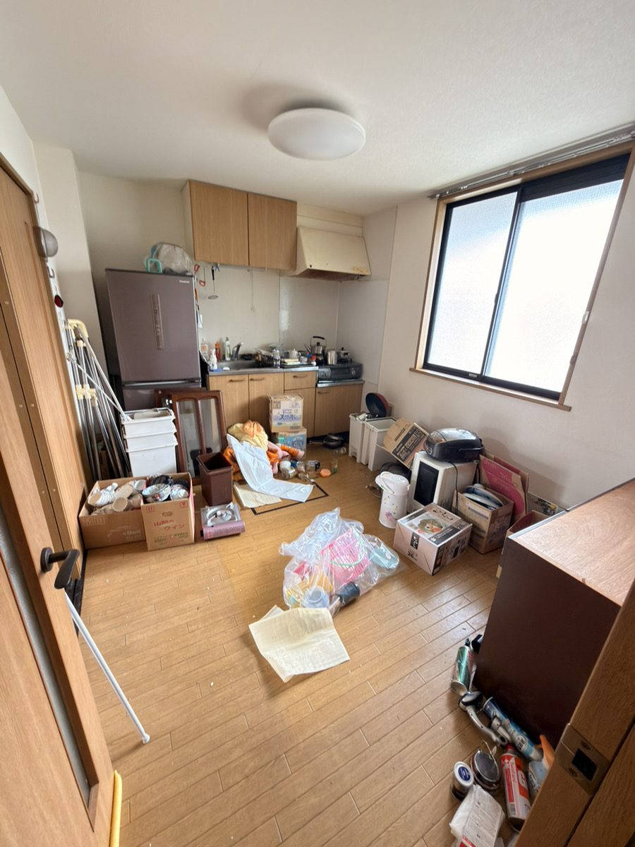 神奈川県小田原市 生前整理 作業途中お部屋2